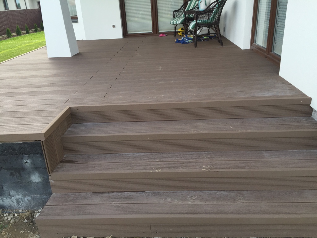 Taras kompozytowy Luna